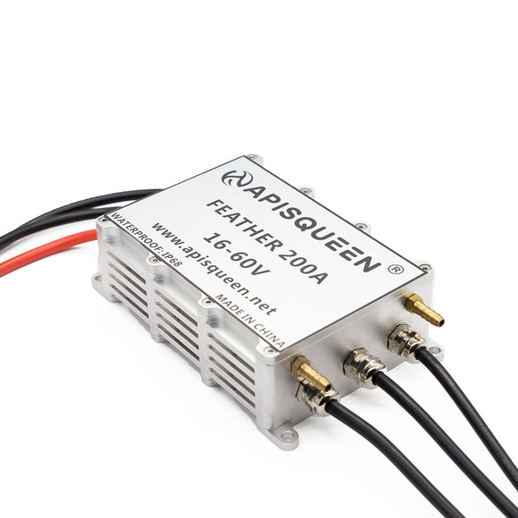 APISQUEEN tukee 16-60V korkeajännitteistä harjatonta vesijäähdytteistä 200A ESC:tä (elektroninen ohjaus), joka sopii kauko-ohjattaviin veneisiin/kantosiipialuiveneisiin/vedenalaisiin potkureihin/harjattomiin moottoreihin.